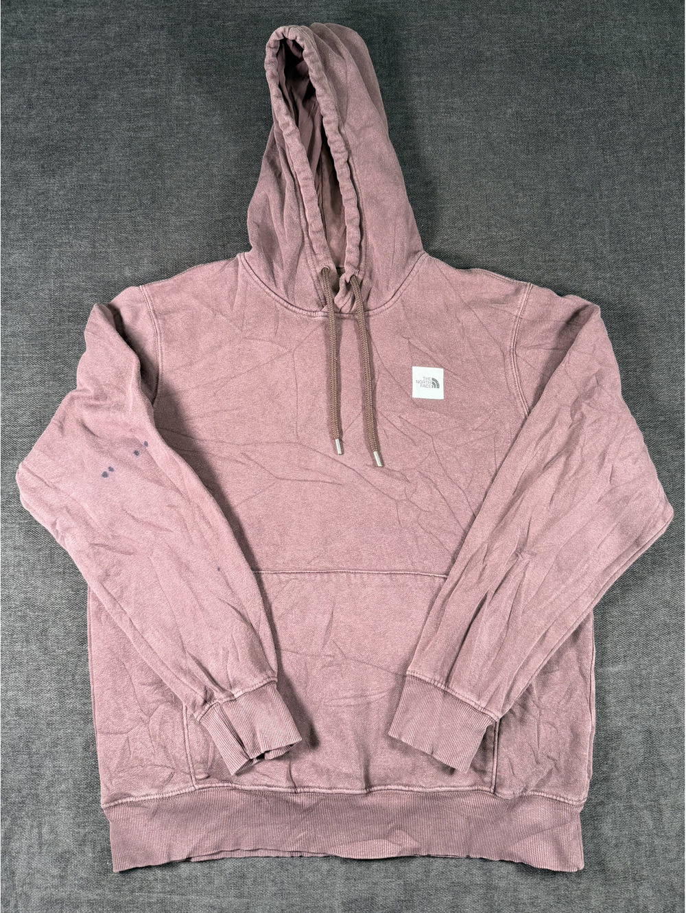 The North Face Men's Medium Hoodie in Mauve with Front Pocket